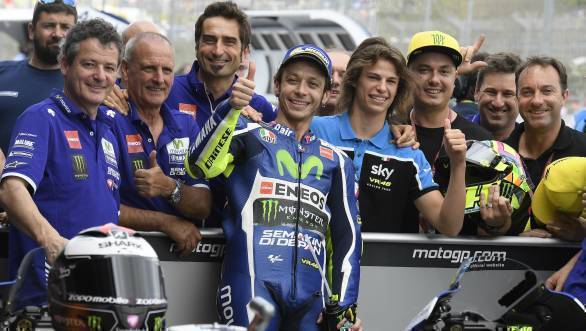 MotoGP 2016: Valentino Rossi takes surprise pole at Jerez - Overdrive