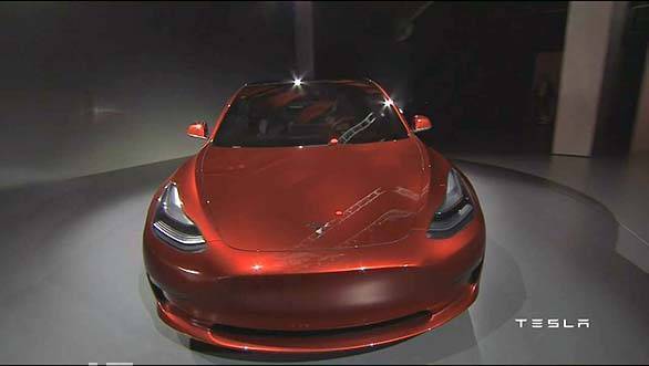 Tesla Model 3 showcase (7)