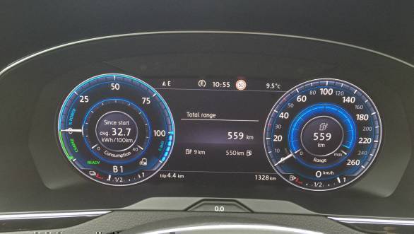 All-digital instrument cluster offers a lot of information. The GTE also gets additional data including total e-drive range