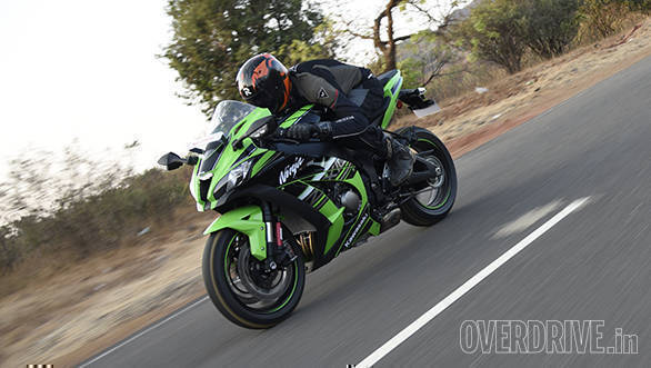 2016 Kawasaki Ninja ZX10R (11)