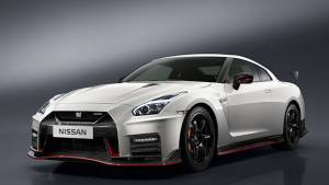 Nissan unveils the 2017 GT-R Nismo