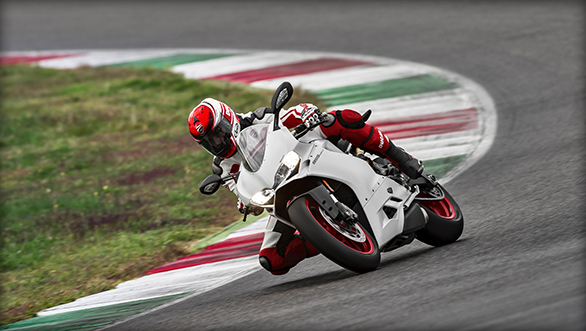 Ducati 959 Panigale Cornering shot