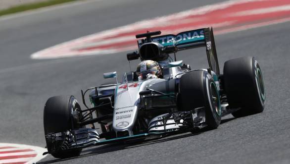 Lewis Hamilton will start the 2016 Spanish Grand Prix on pole position