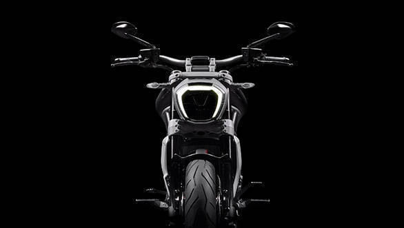 2016 Ducati XDiavel (11)