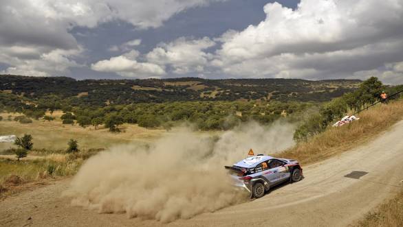 Thierry Neuville on his way to victory at the 2016 Rally Sardinia 