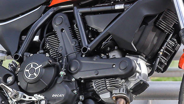 Ducati Scrambler Sixty2 (12)
