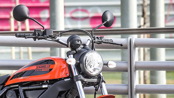 Ducati Scrambler Sixty2 (13)