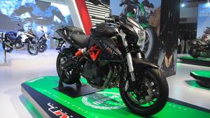 DSK Benelli TNT 600i with ABS launched in India at Rs 5.73 lakh