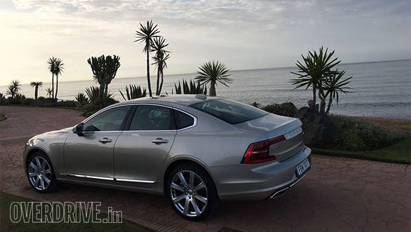 Volvo S90 (1)