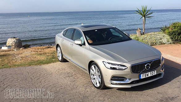 Volvo S90 (2)