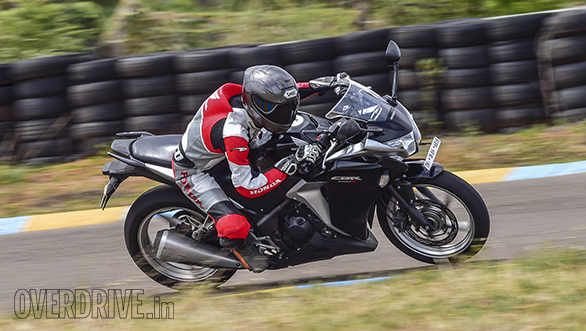 Honda CBR 250R Race Bike (1)