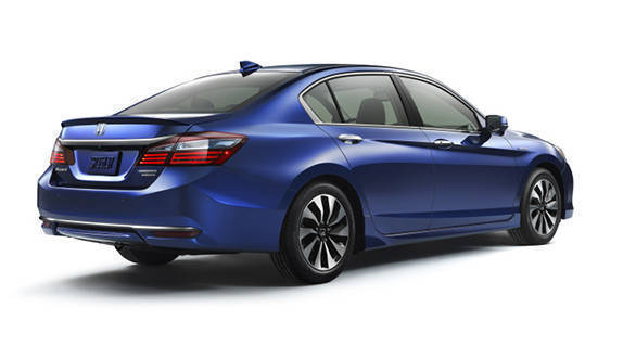 2017 Honda Accord Hybrid (11)