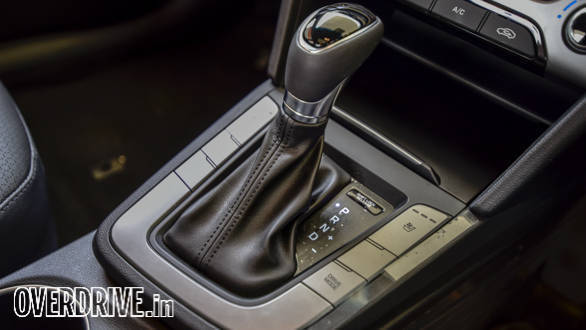 Hyundai Elantra 2016 (55)