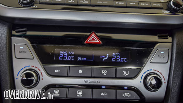 Hyundai Elantra 2016 (58)