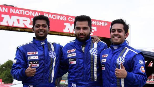 Karminder flanked by second-place man Ishaan Dodhiwala, and third-placed Aditya Pawar