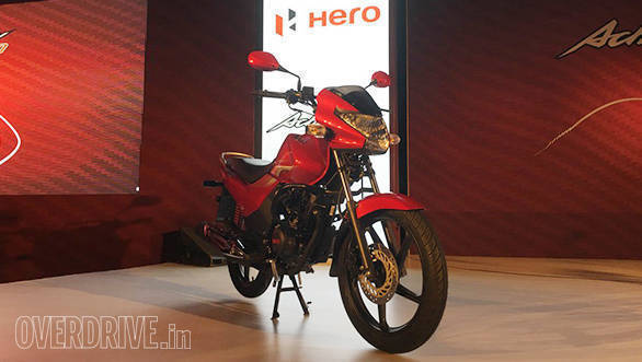 The design of the Hero Achiever 150 is fairly restrained. This is no accident. Hero is targeting customers moving up from a 125 and this staid styling gives them, according to the company, a sense of connection.