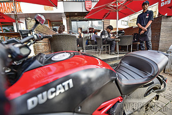 Living With Ducati Diavel (6)