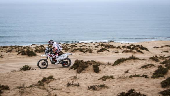 Joaquim Rodrigues astride the Hero MotoSports Team's Speedbrain 450 at the first Special Stage of Rally Morocco