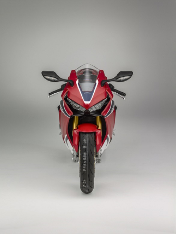 The Fireblade SP gets advanced Ohlins semi-active suspension and a quickshifter/autoblipper