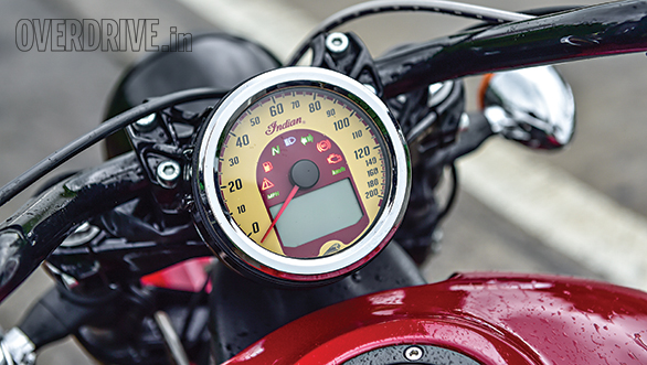 Indian Scout Sixty (2)