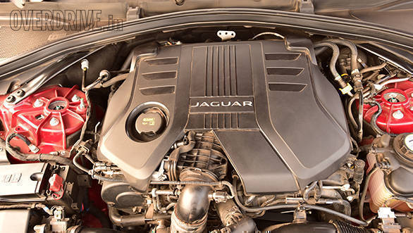 Jaguar F pace (6)