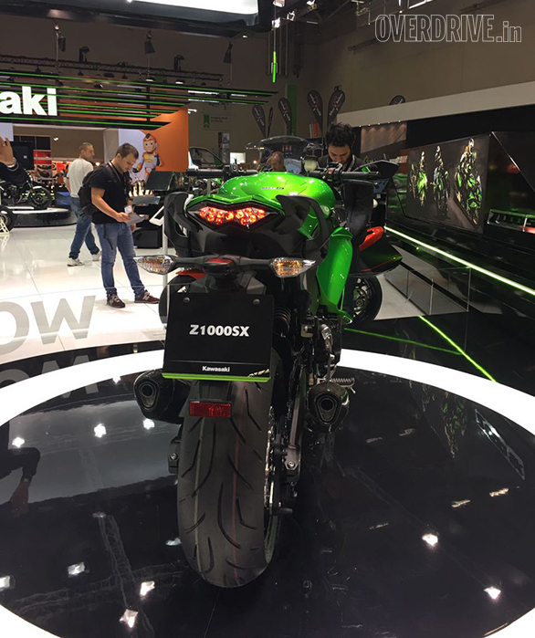 Kawasaki Ninja Z1000SX (8)
