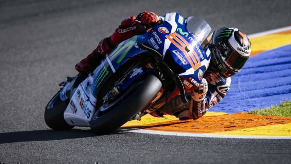 Jorge Lorenzo on his way to a lap-record shattering pole position at Valencia