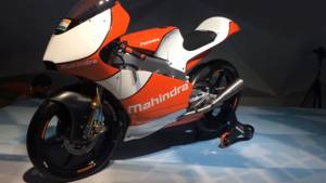 2016 Auto Expo Mahindra MGP30 race bike first look - Video