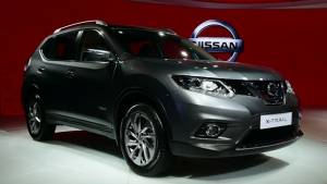 2016 Auto Expo Nissan X-TRAIL Hybrid - Video