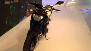2016 Auto Expo Yamaha MT-09 first look - Video