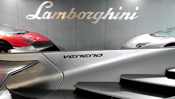 Lamborghini-Veneno4