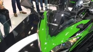 First look_ 2017 Kawasaki Ninja 650 revealed at Intermot 2016 - Video