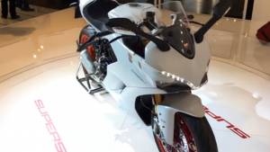 First look_ Ducati showcases the new 939 Supersport at Intermot 2016 - Video