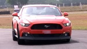 Track test: 2016 Ford Mustang GT - Video