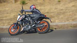 2017 KTM 200 Duke first ride review