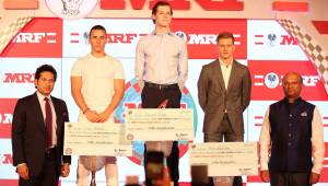 Sachin Tendulkar presents MRF Challenge winners with championship trophies