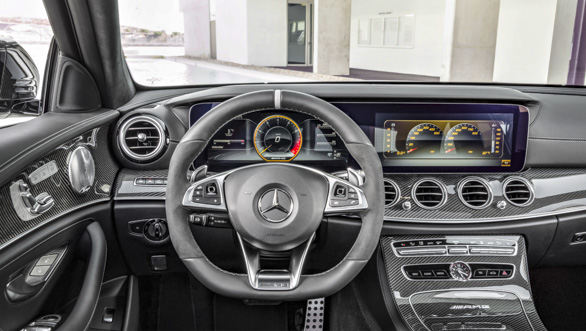 Mercedes-AMG E 63 S 4MATIC+ T-Modell, diamantweiß, Innenausstattung: Schwarzes Nappaleder mit grauen Ziernähten ;Kraftstoffverbrauch kombiniert: 9,1  l/100 km, CO2-Emissionen kombiniert: 206 g/km Mercedes-AMG E 63 S 4MATIC+ Estate, S 213; diamond white,  Interior: Nappa leather black; Fuel consumption combined:  9.1  l/100 km; combined CO2 emissions: 206 g/km