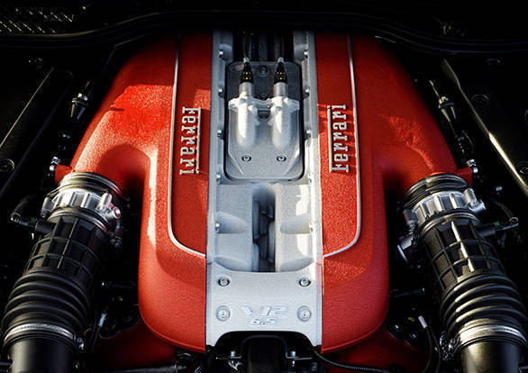 Ferrari 812 Superfast (4)