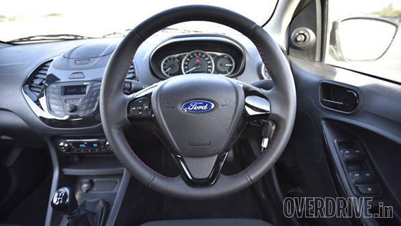2017 Ford Figo (13)