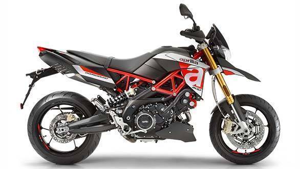 2017 Aprilia Dorsoduro 900 (1)