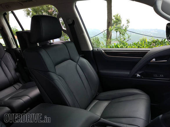 The perforated leather seats are big and comfy.  The leather used in fact one of the best we've seen in luxury cars in India. Notice the big tablet displays to keep rear passengers entertained 