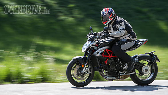 The motorcycle is small in size as well as in feel. Riding it is easy once you get used to how weightless it feels - both in terms of how the engine revs and how fast it changes direction