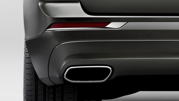 The new Volvo XC60 rear detail