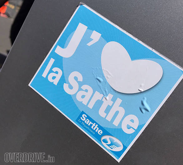 I love Sarthe, the sticker says! Well, who doesn't!