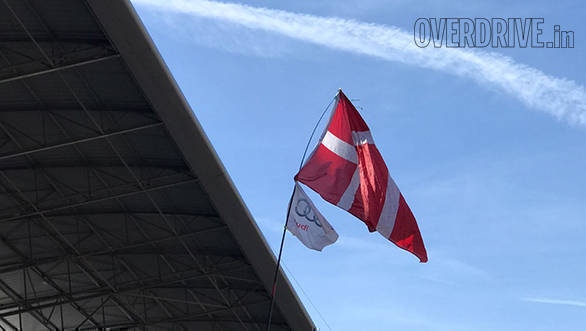 Someone didn't get the memo! Spotted an odd Audi fan or two in the pitlane!