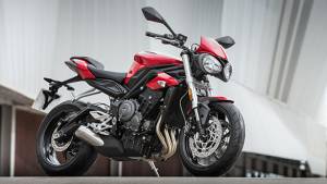 2017 Triumph Street Triple S launched in India at Rs 8.50 lakh