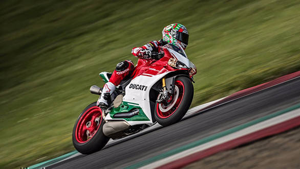 2017 Ducati 1299 Panigale R Final Edition comes with Inertial Measurement Unit (IMU) with cornering ABS