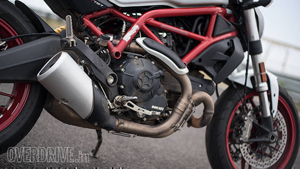 2017 Ducati Monster 797 engine detail