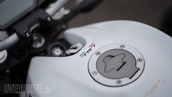 2017 Ducati Monster 797 tank detail