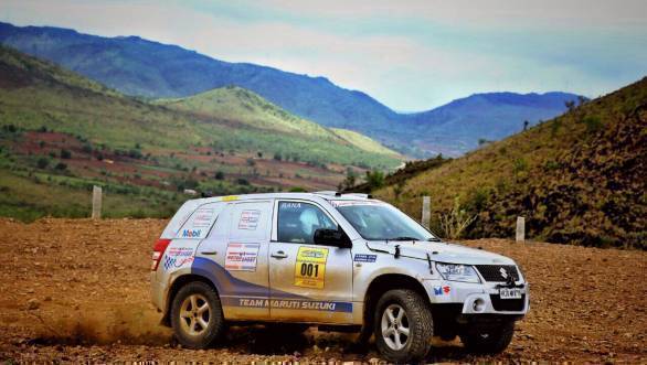 Suresh Rana and Ashwin Naik have moved into the lead of the 2017 Maruti Suzuki Dakshin Dare after the third leg of the event.